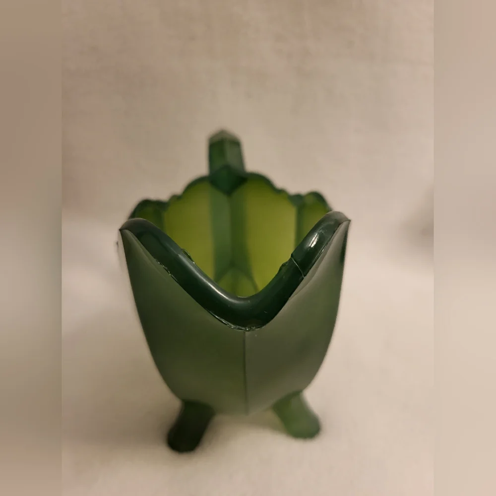 unbranded vintage green